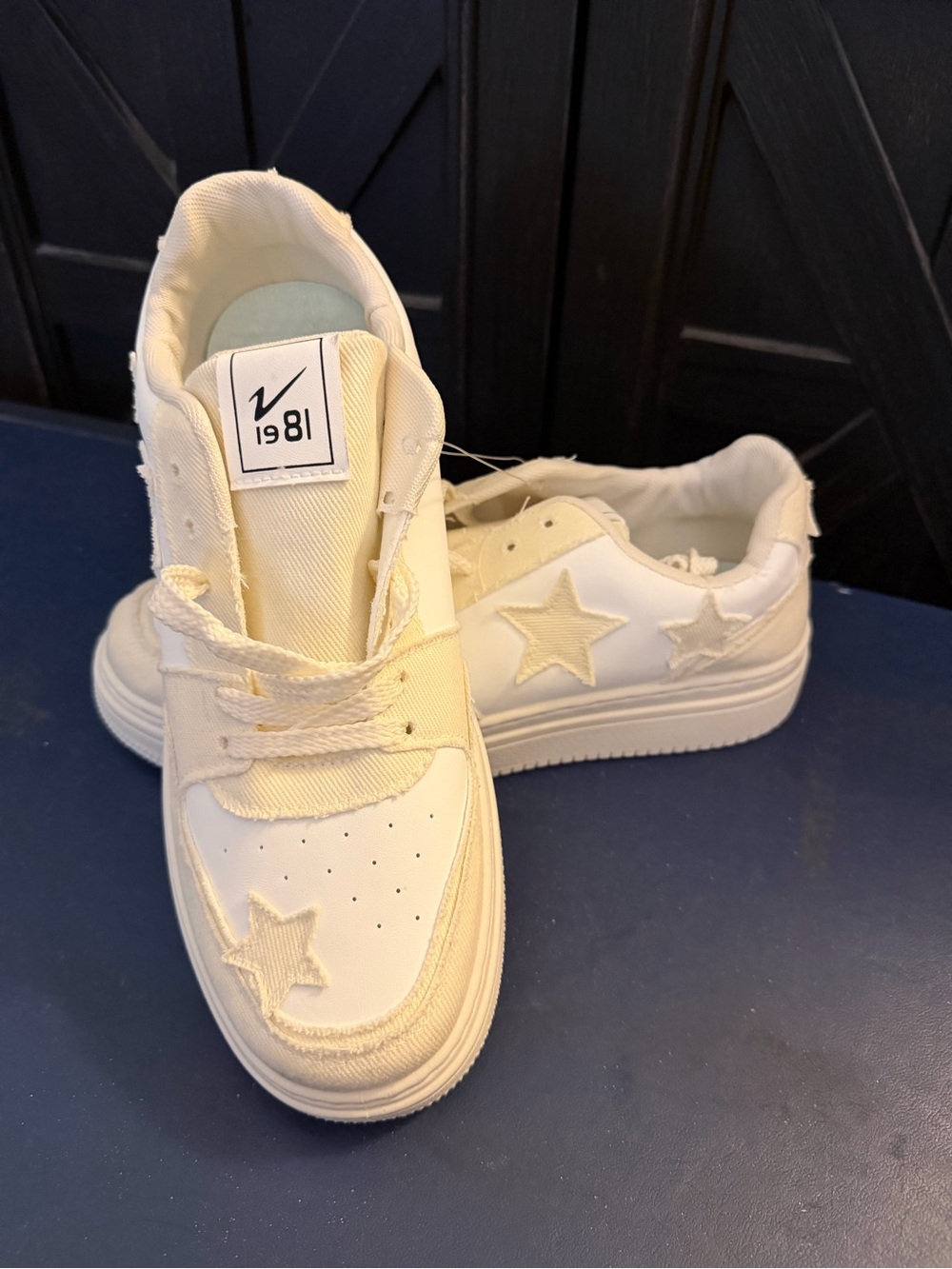 Heritage 1981 White and Ivory Star Sneakers Distressed White Low Top Shoes